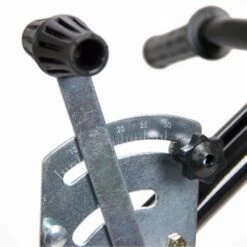 Chapin 72 In. W Broadcast Push Lawn Spreader For Fertilizer 100 Lb -Roundup Hub 06e45bd3 f579 4d5c 8fc5 32a2e0caf88d