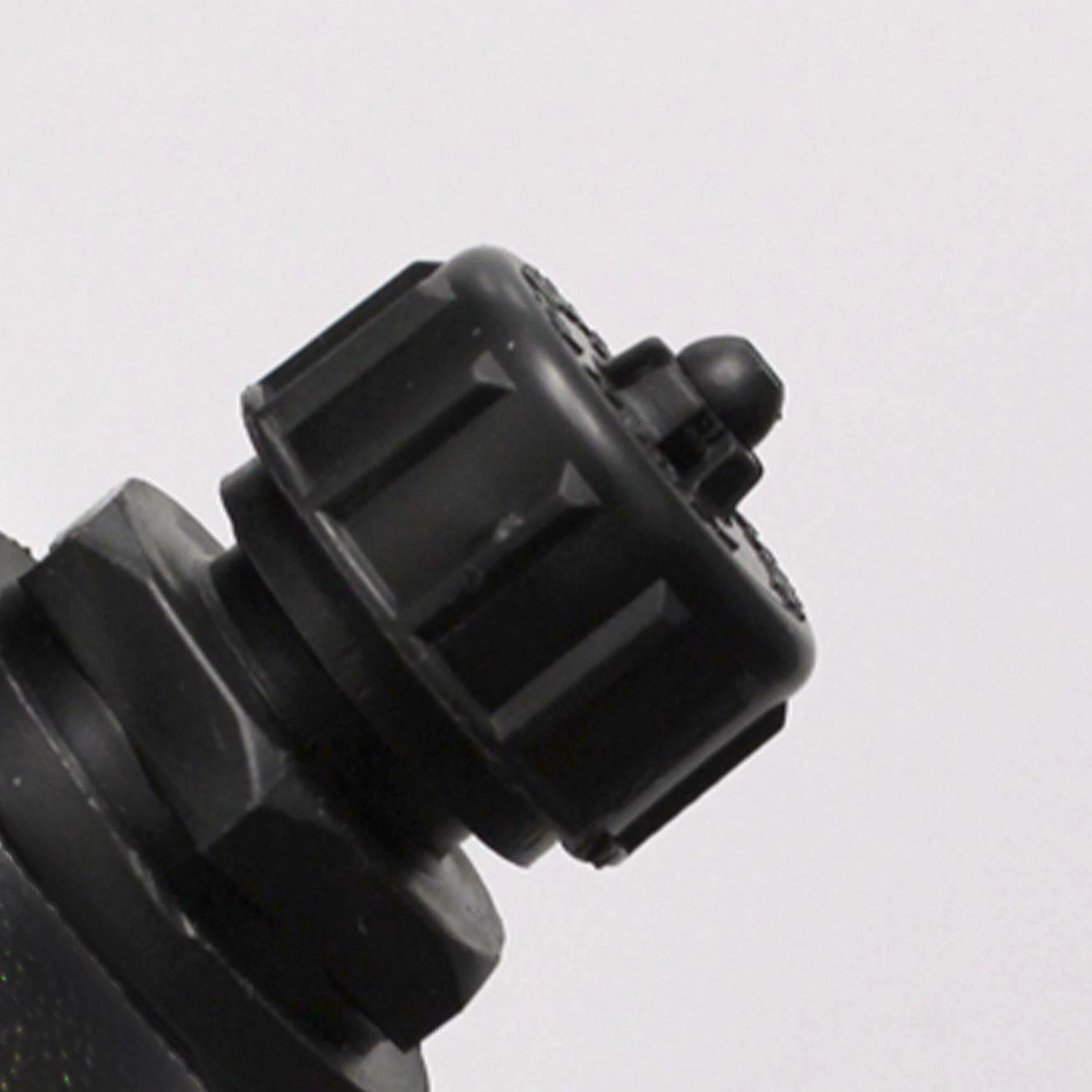 Chapin 2 Gal Tank Sprayer 3 Chapin 2 Gal Tank Sprayer - Image 3