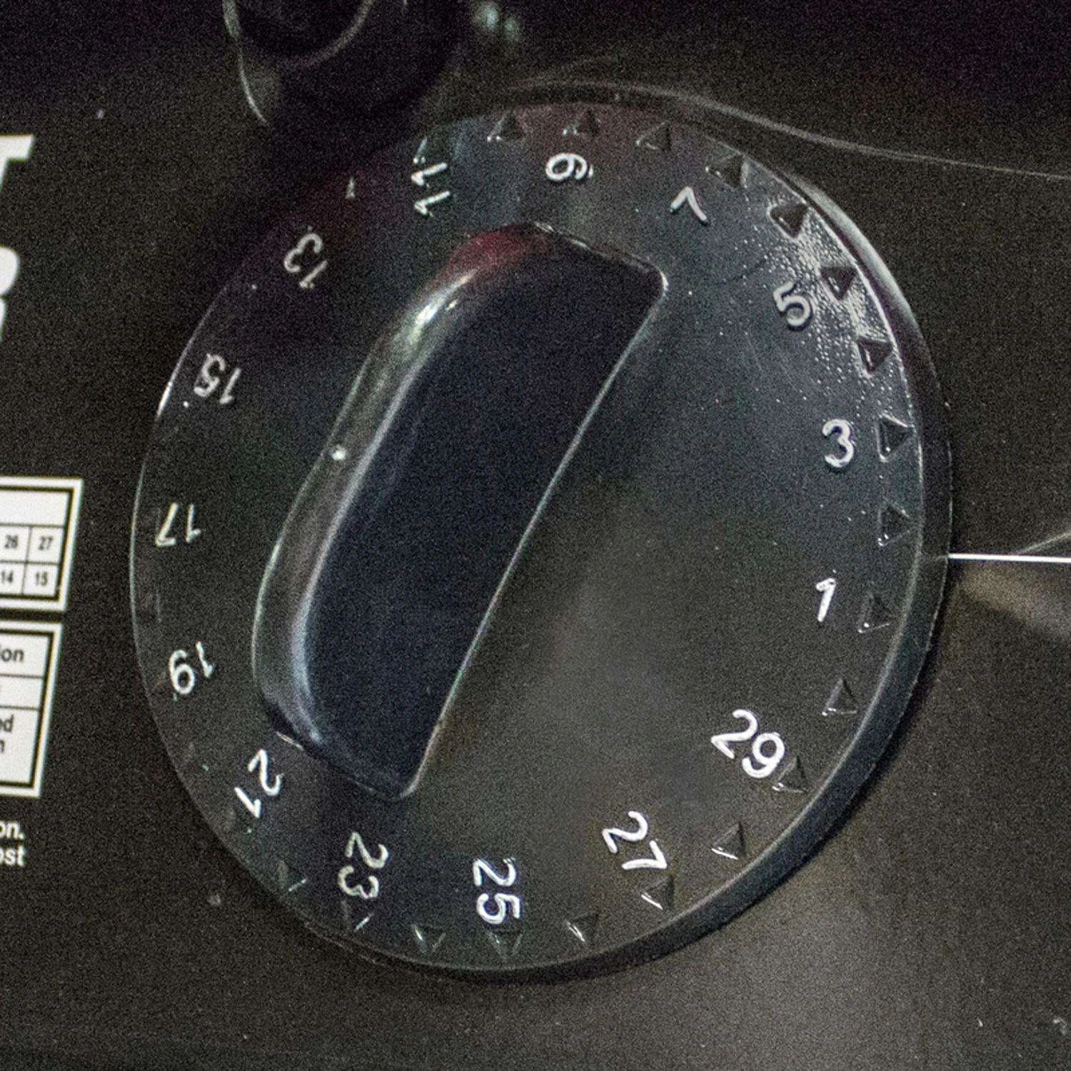 Chapin 100 In. W Broadcast Push Lawn Spreader For Fertilizer 80 Lb 4 Chapin 100 In. W Broadcast Push Lawn Spreader For Fertilizer 80 Lb - Image 4