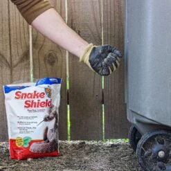 Safer Brand Snake Shield Animal Repellent Granules For Snakes 4 Lb -Roundup Hub 4c266a5e 2850 43a9 ba16 e08cb43e8573