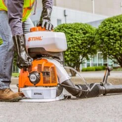 STIHL SR 430 58 Oz Mister/Sprayer Backpack Sprayer -Roundup Hub 9e6dd113 9554 401d 922b e19fa002a149