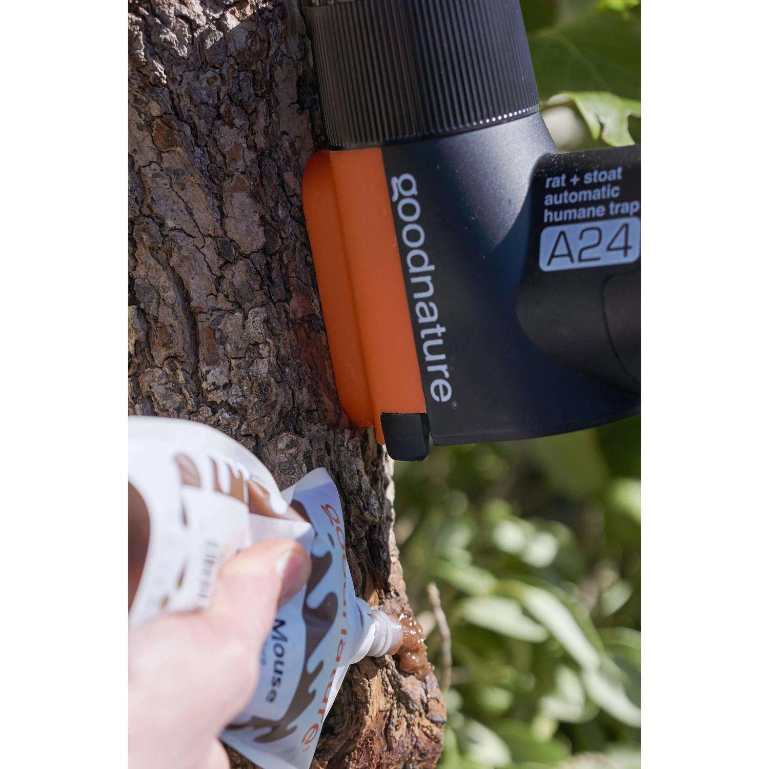 Goodnature Non-Toxic Chocolate-Flavored Bait Pouch For Mice And Rats 8.8 Oz 1 Pk 2 Goodnature Non-Toxic Chocolate-Flavored Bait Pouch For Mice And Rats 8.8 Oz 1 Pk - Image 2