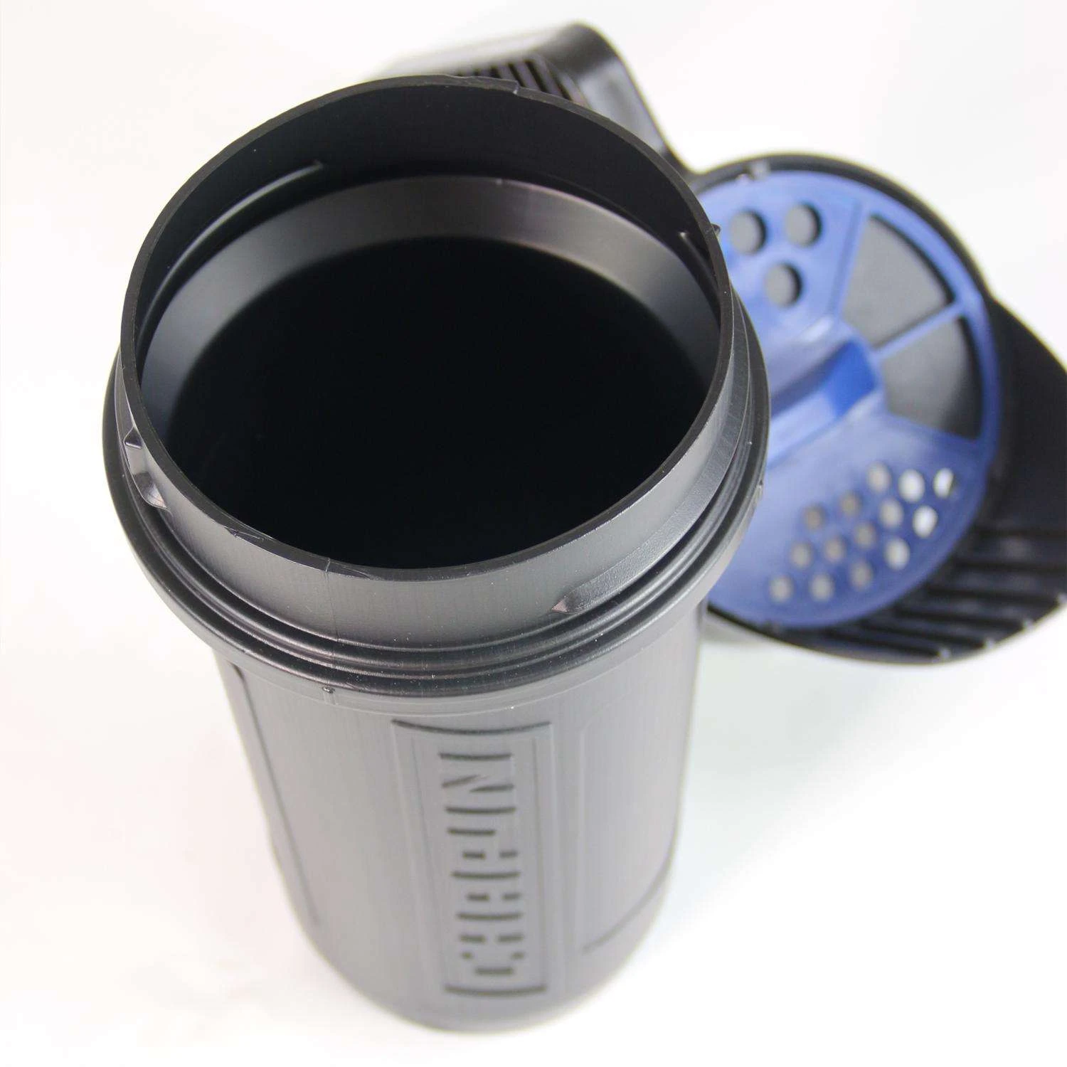 Chapin Handheld Shaker For Fertilizer/Ice Melt/Seed 64 Oz 3 Chapin Handheld Shaker For Fertilizer/Ice Melt/Seed 64 Oz - Image 3